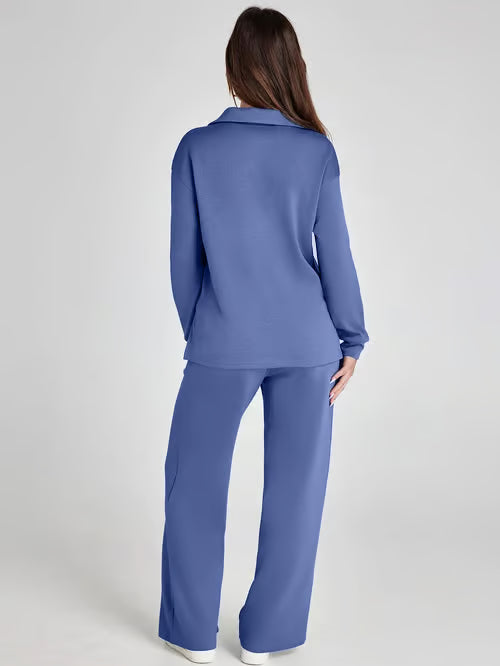 Women’s 2 Piece Sweatsuit Set ~ All-day wear that looks as good as it feels.