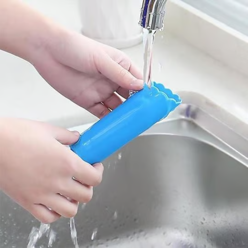 Press Vegetable Chopper ~ Chop garlic, chili & more in seconds