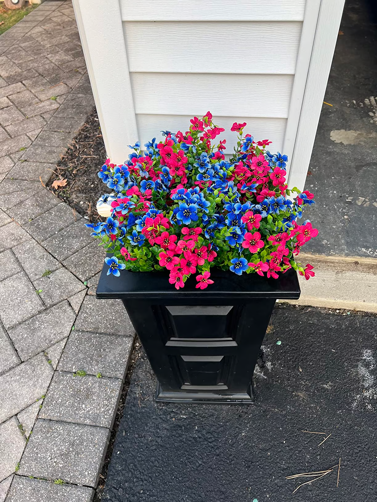 Artificial Outdoor Flowers ~ Garden-fresh look that lasts all year