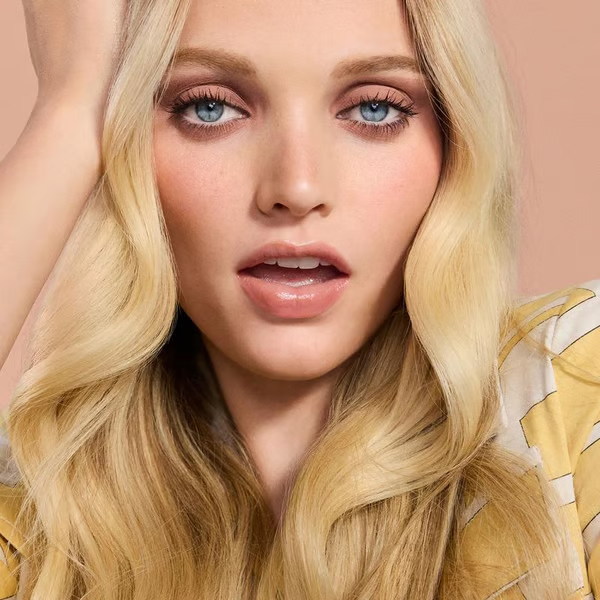 Eye Shadow With Eye-Flattering Formula ~ Soft Glam Without the Drama